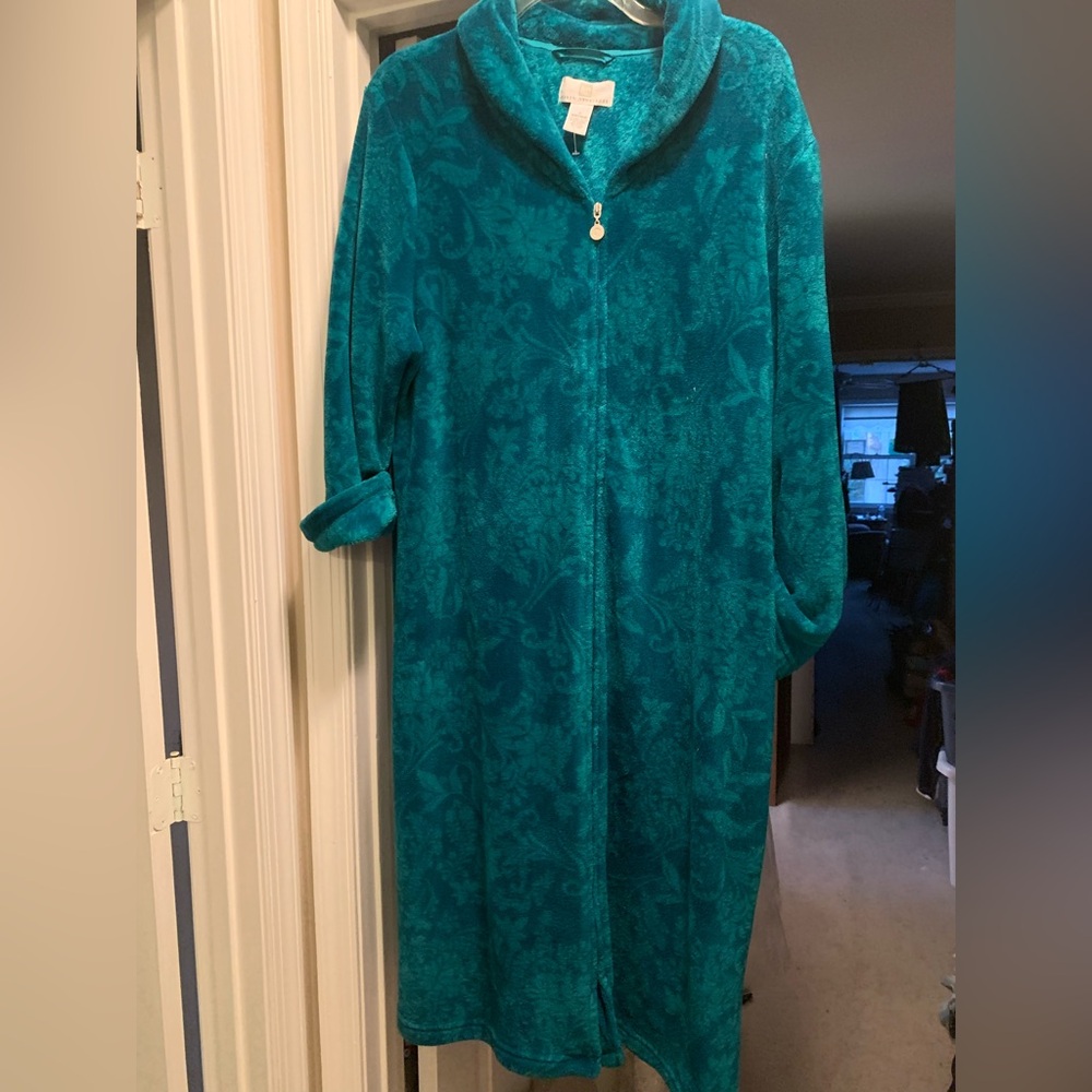 Karen Neuburger Teal Robe